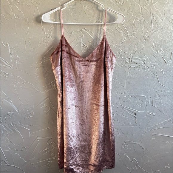 TopShop Glitter Velvet Slip Dress In Rose Gold New With Tags - Picture 2 of 6